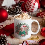 Taza Navidad personalizada con foto y nombre Corona acebo