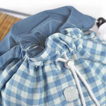 Pack Mochila y Bolsita Vichy Celeste personalizado